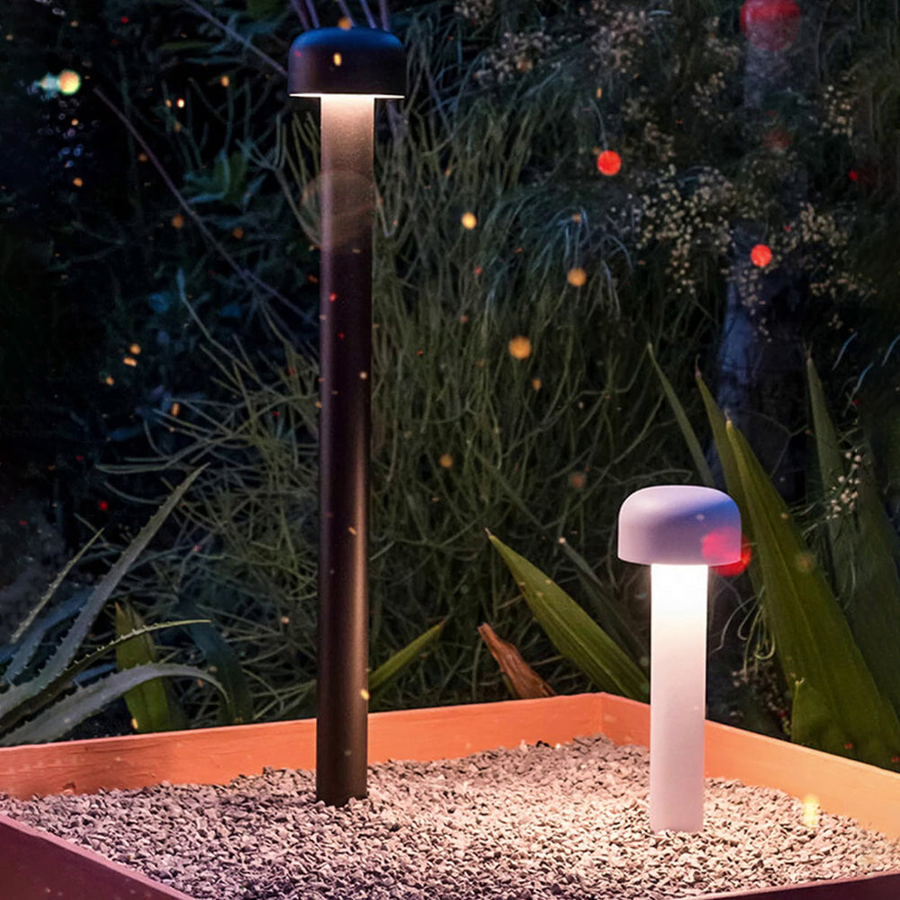 Orr Mushroom-Shaped Outdoor Path Light – Modern Metal Design