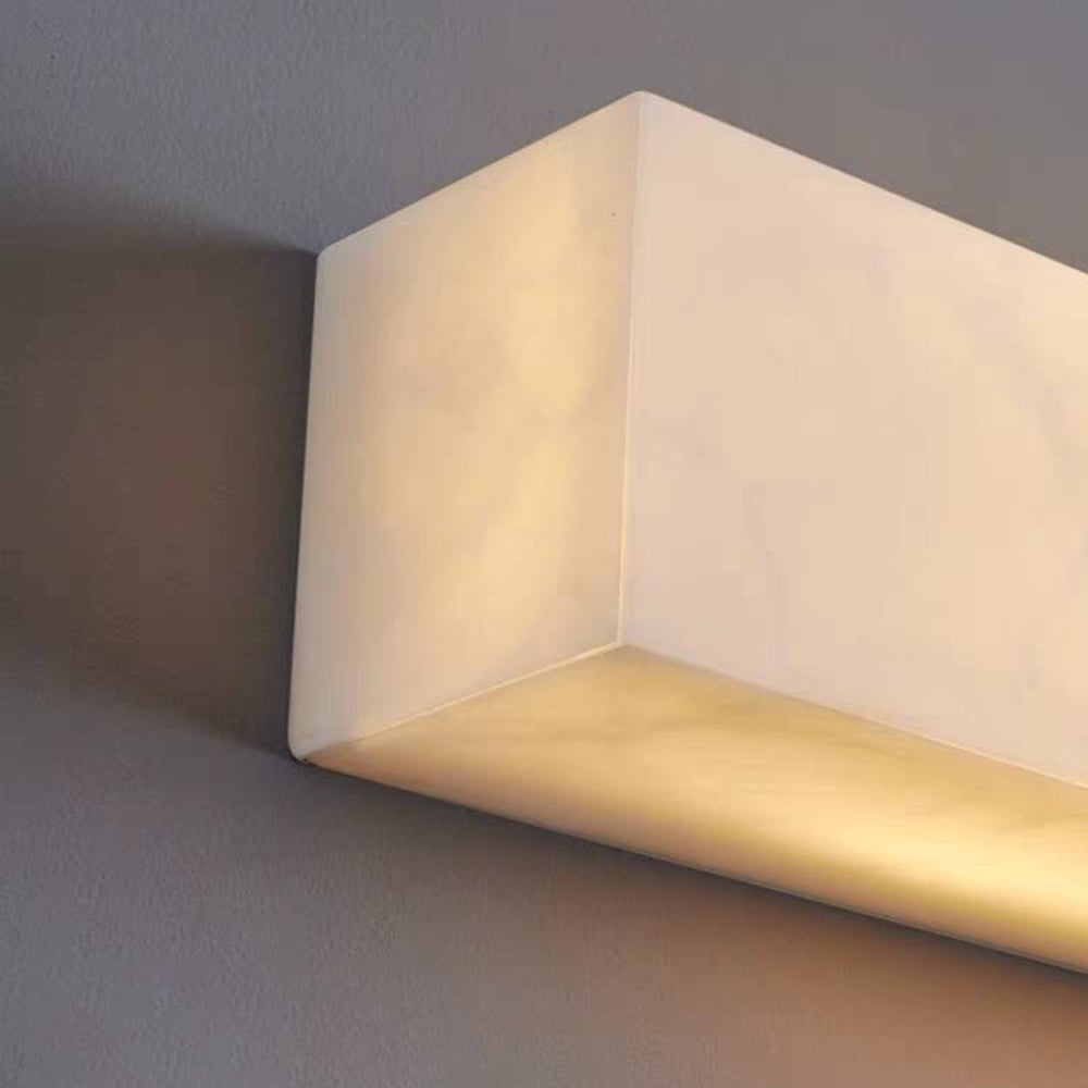 Edge Minimalist White Outdoor Wall Lamp – IP65 Weatherproof