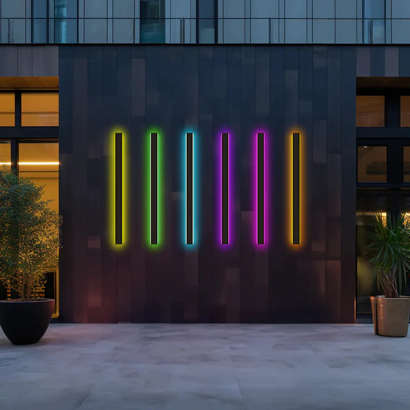 Edge Minimalist IP65 Linear LED Wall Light – Black Metal & Acrylic