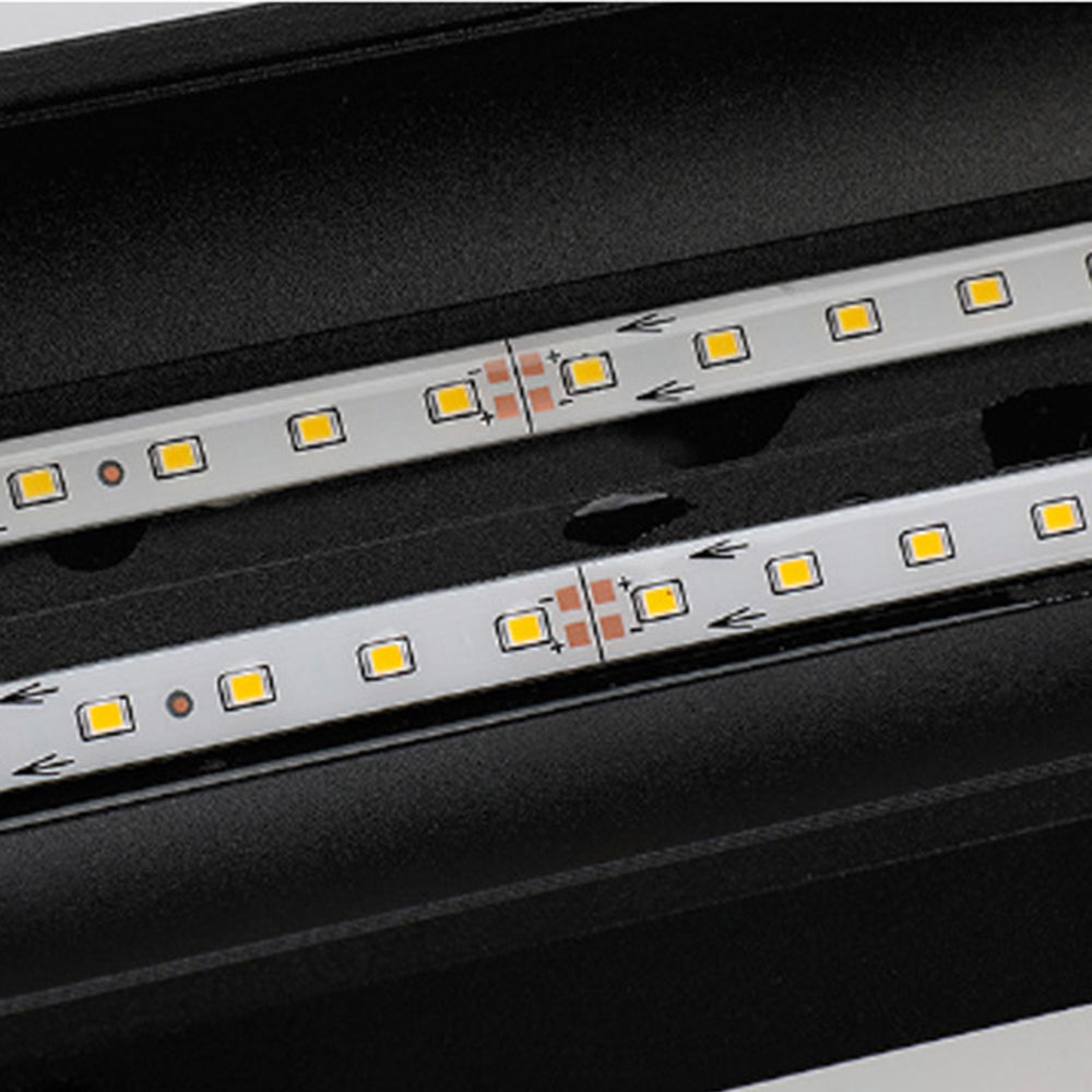 Edge Triangle Solar Outdoor Wall Lamp – 15.8/31.5/39.4", IP65