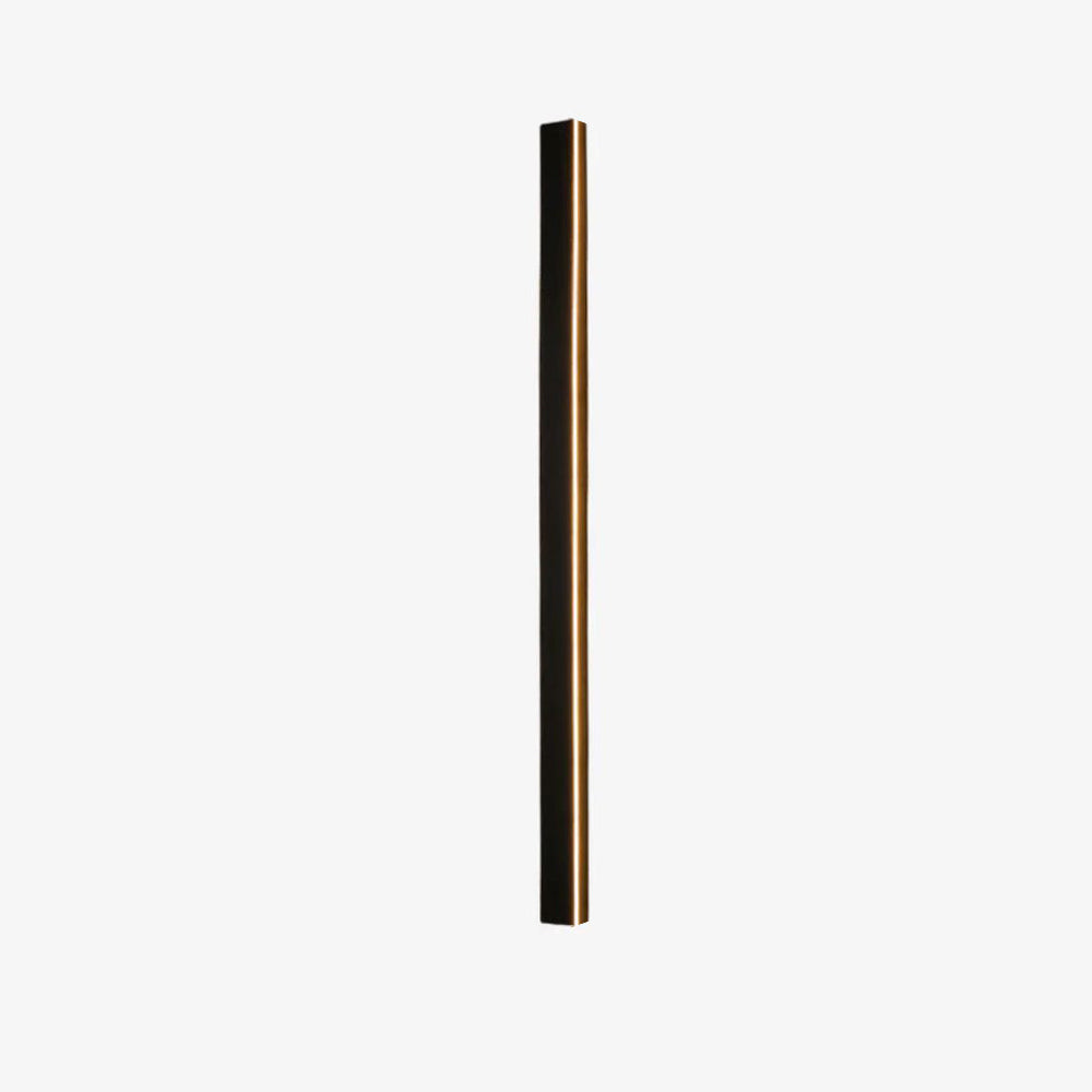 Edge Minimalist IP65 Linear LED Wall Light – Black Metal & Acrylic