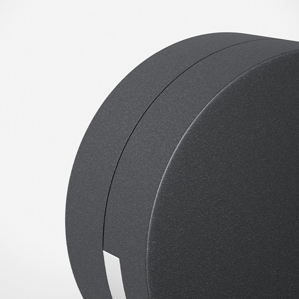 Orr Outdoor Wall Lamp – Minimalist Metal & Glass, IP65 Waterproof