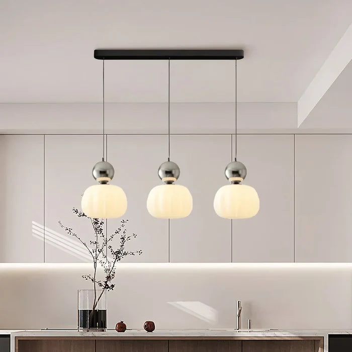 Art Deco Cream Pendant Lamp