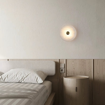 Jade Alabaster Wall Light – Metal Minimalist Sconce for Bedroom