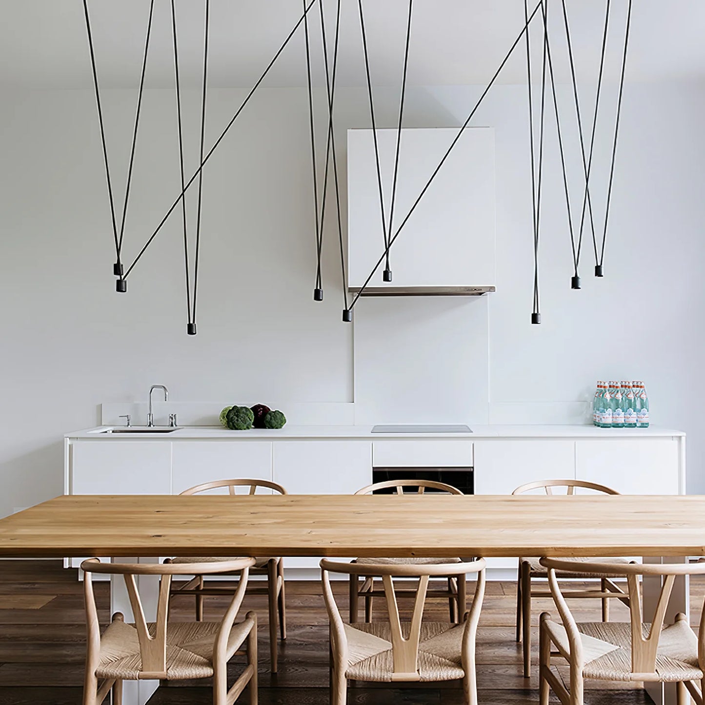 Alessio Minimalist Metal & Plastic Pendant Light – Modern Design