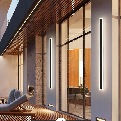 Edge Linear LED Outdoor Wall Lamp – Black/White, Dimmable, IP65