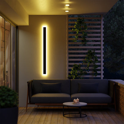 Edge Linear LED Outdoor Wall Lamp – Black/White, Dimmable, IP65