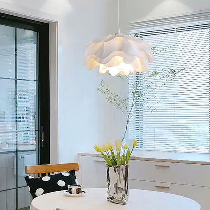 Renée Flower-Shaped Acrylic Pendant Light – Metal Frame, E27 Socket