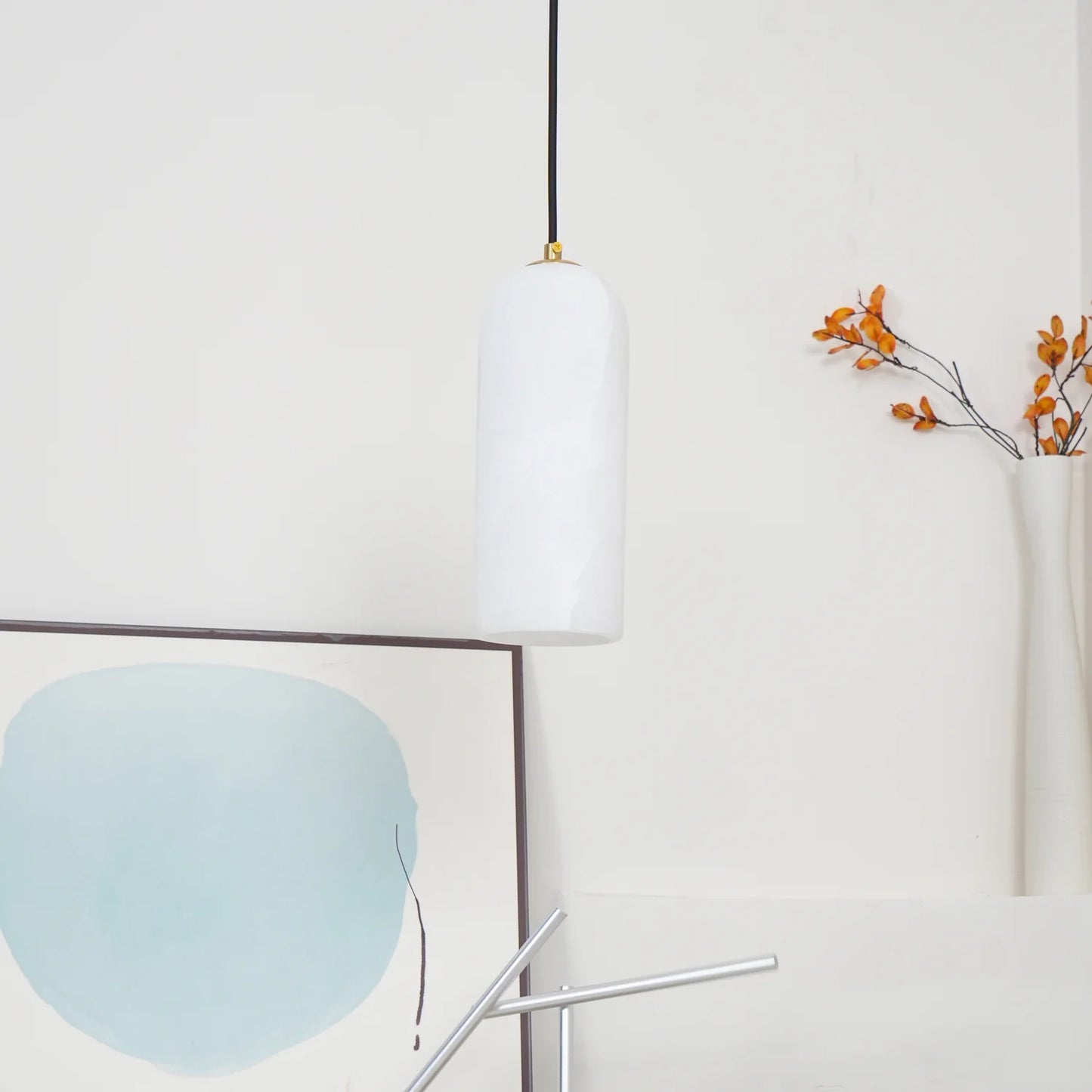 Jade Minimalist Metal & Alabaster Pendant Light – Brass Finish