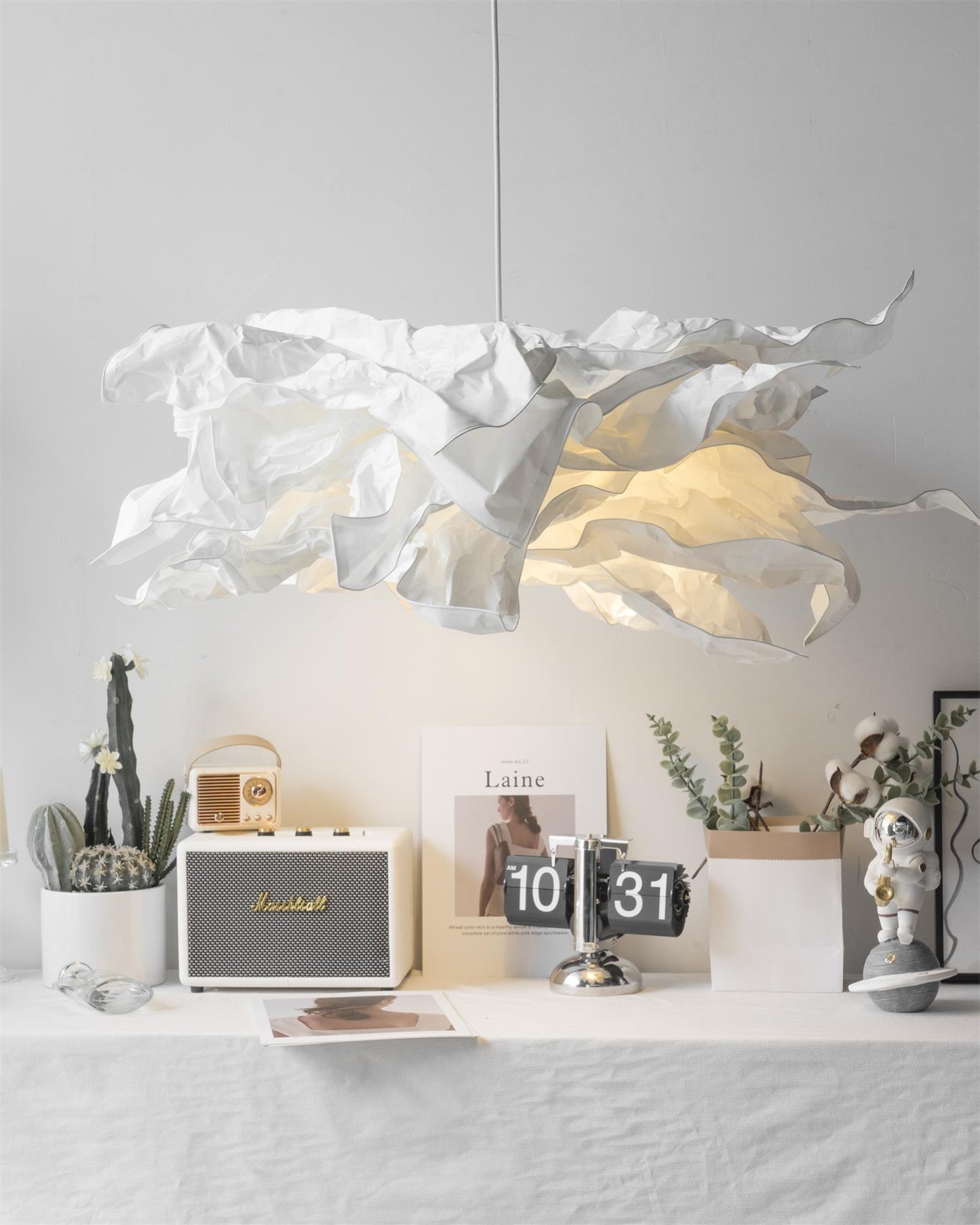 Origami Paper Pendant Light – Adjustable Sculptural Ceiling Lamp (E27)