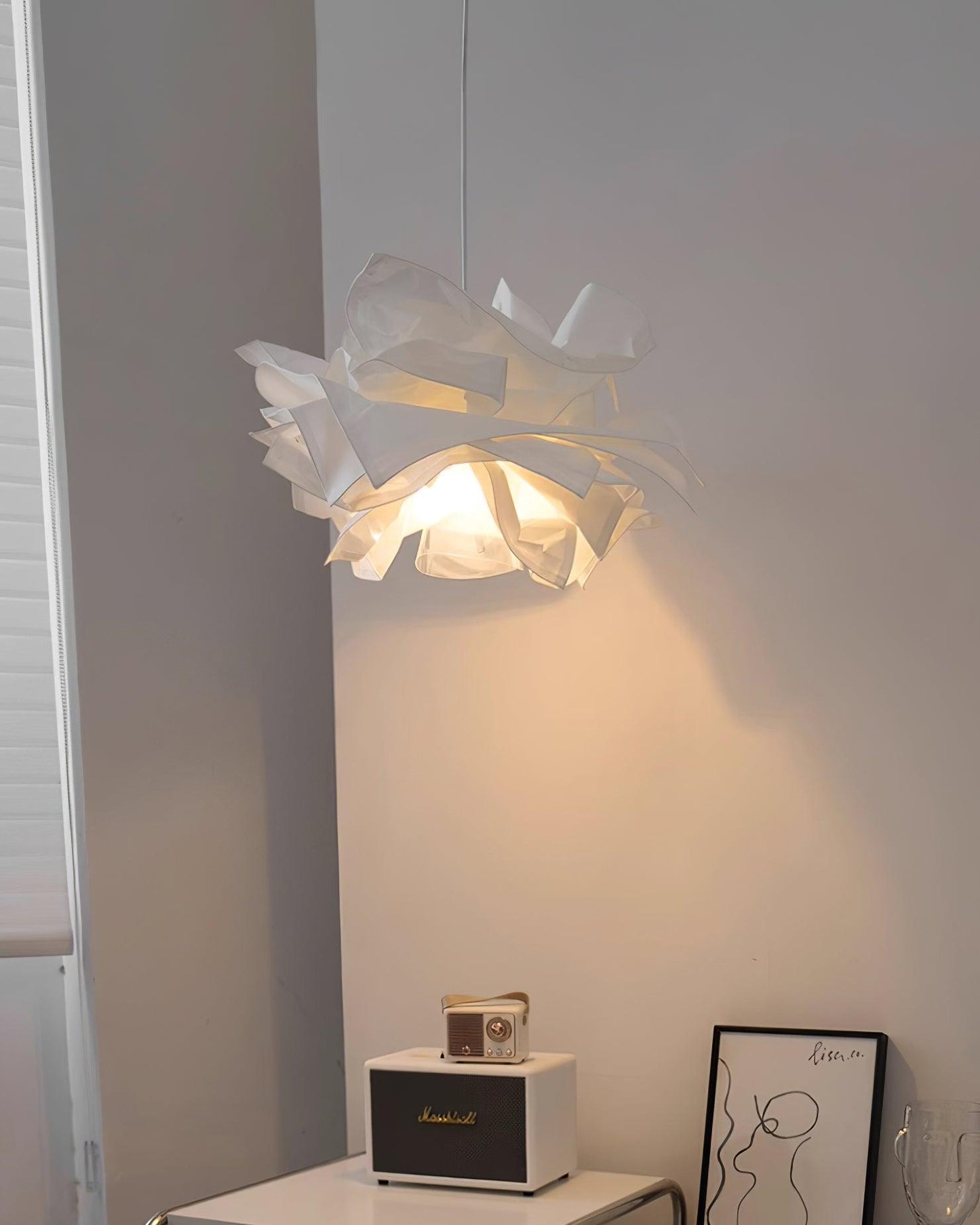 Origami Paper Pendant Light – Adjustable Sculptural Ceiling Lamp (E27)