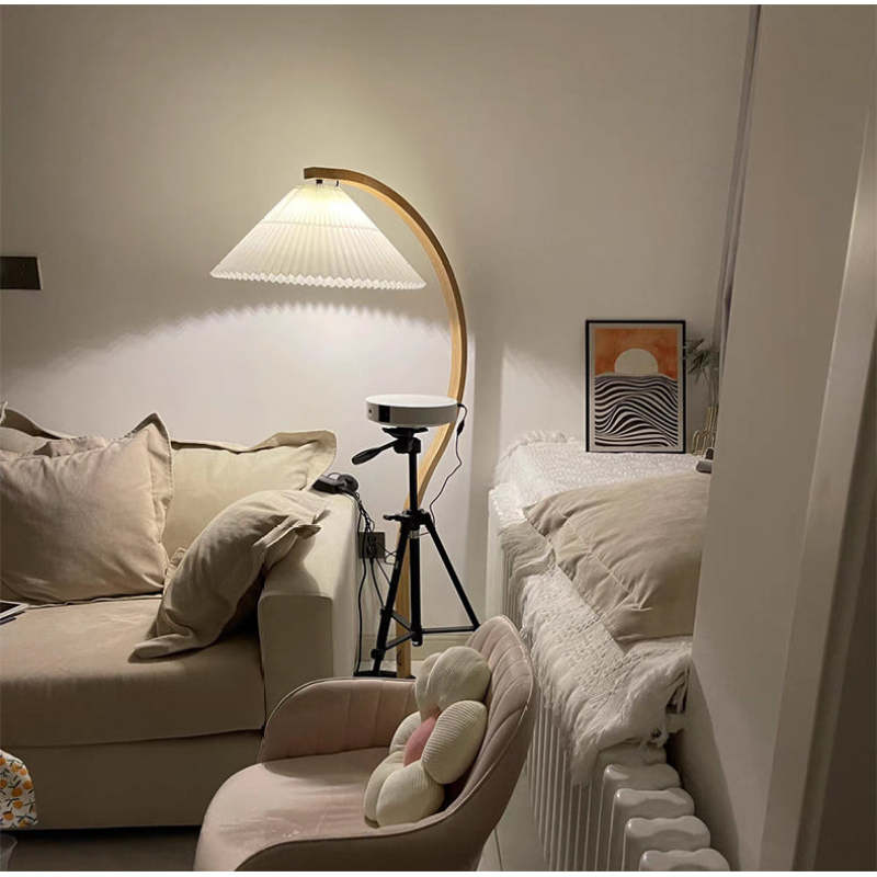 Modern Minimalist Fabric Shade LED Floor Lamp – Beige, 12W