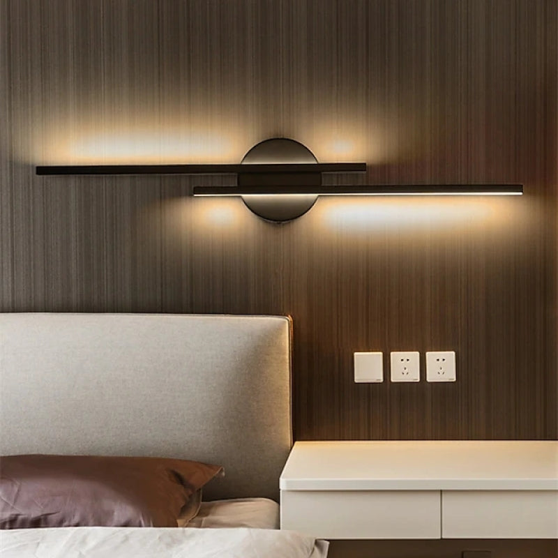 Alana Nordic Linear LED Wall Lamp – Black/White, Metal Frame
