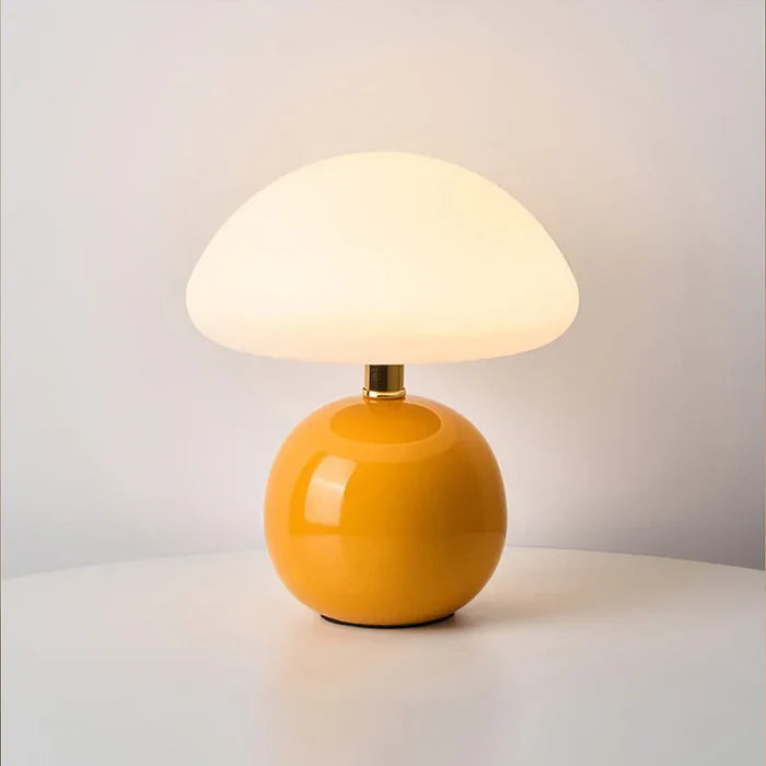 Elegant Cream Ceramic Mushroom-Style Table Lamp