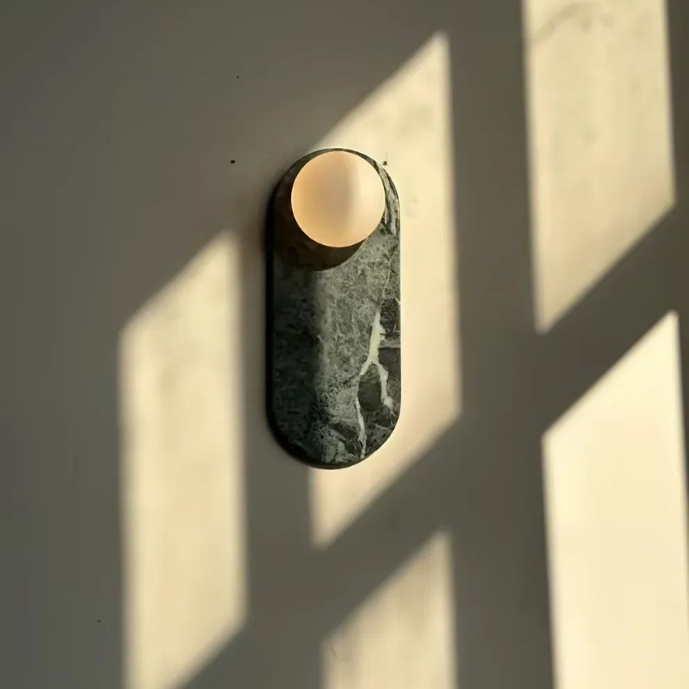Jade Minimalist Marble & Glass Wall Lamp – Elegant Indoor Sconce